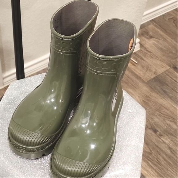 Coach Millie Rain Boot- Army Green - Picture 8 of 9